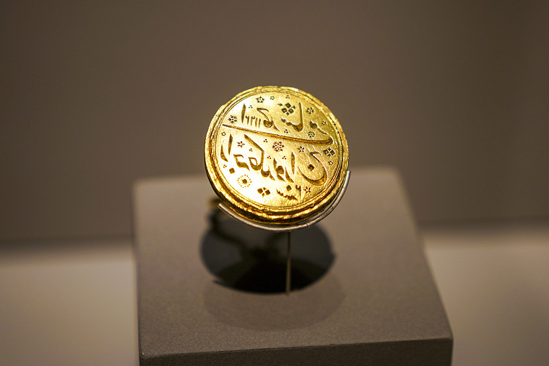 卡塔爾多哈伊斯蘭藝術博物館展品 邁索爾的皇家印章圖片素材