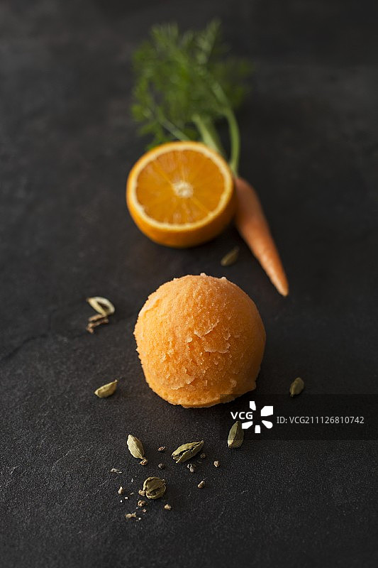 一勺橘子和胡萝卜冰糕图片素材
