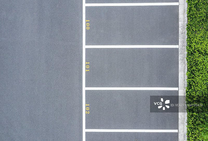 现代沥青道路停车场背景图图片素材