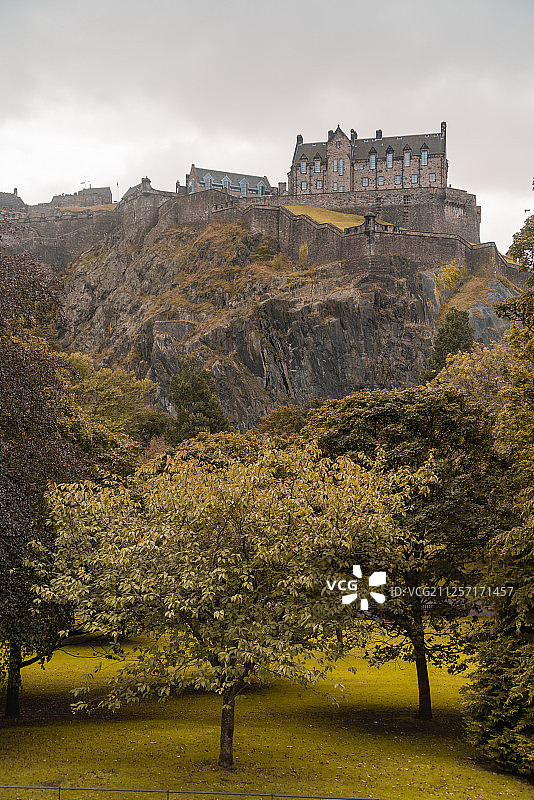 秋天的苏格兰爱丁堡城堡外观图片素材