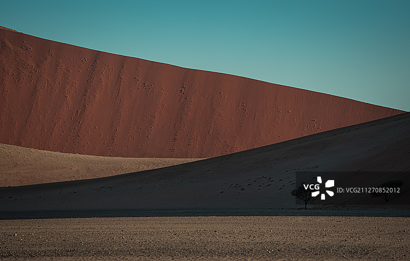 Silent Desert 纳米比亚红沙漠图片素材