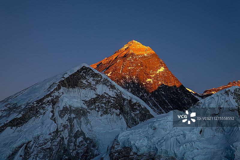 喜马拉雅山脉雪山风景图片素材