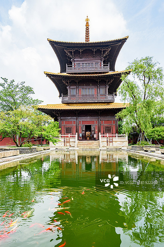 上海广富林文化遗址公园内的富林塔图片素材