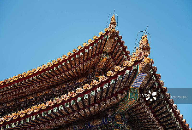 蓝天故宫太和殿重檐庑殿顶图片素材