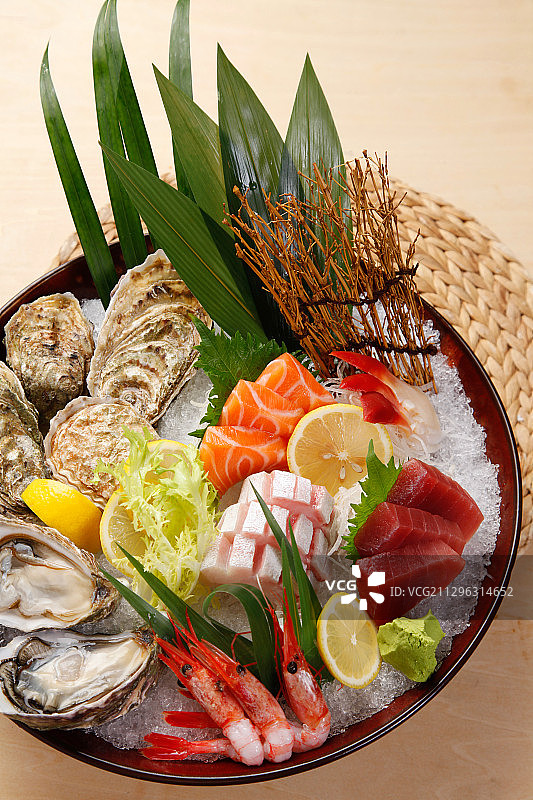 日本料理定食虾图片素材
