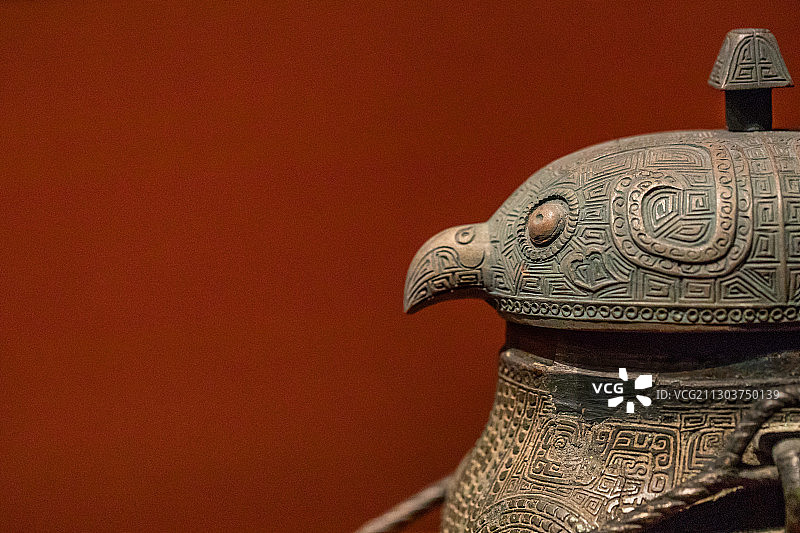 湖南省博物馆藏品 商 铜鸮卣图片素材