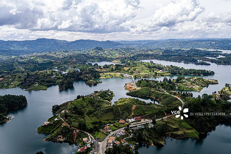哥伦比亚瓜达佩千岛湖湖光山色图片素材