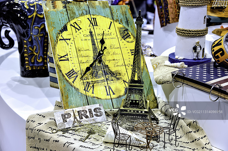 巴黎铁塔摆件图片素材