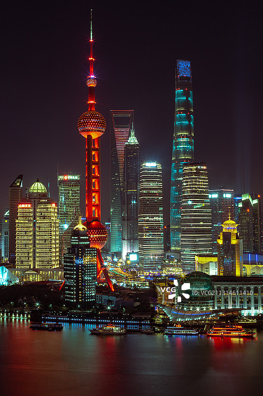 上海陆家嘴金融区夜景图片素材
