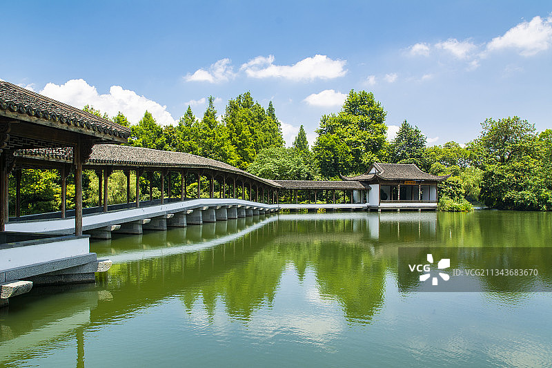 杭州西湖浴鹄湾长廊霁虹榭园林风光图片素材
