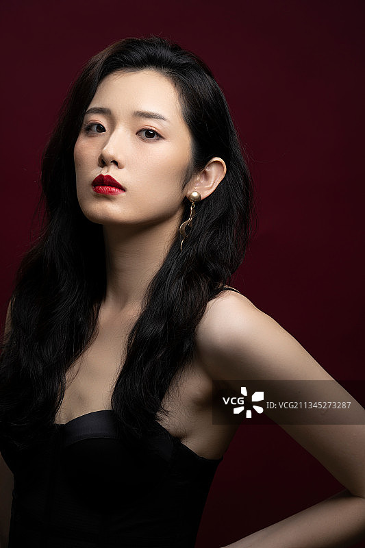 时尚女青年韩式妆面图片素材