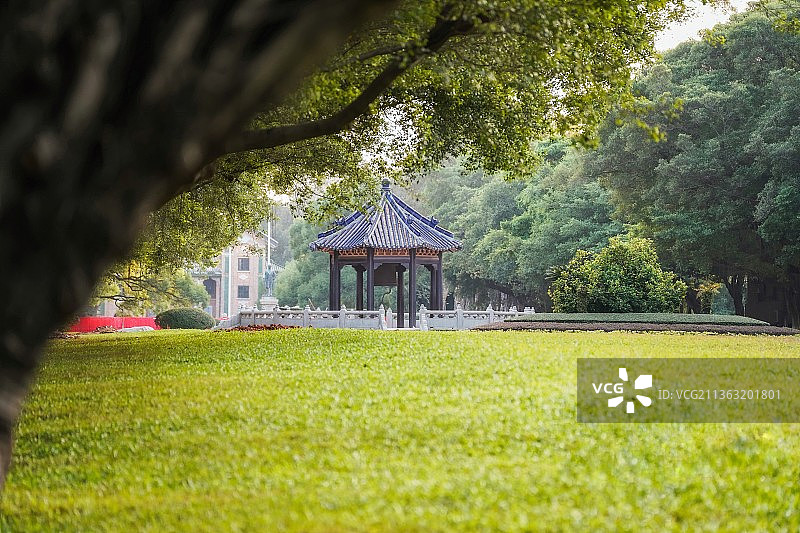 Sun Yat-sen university中山大学图片素材