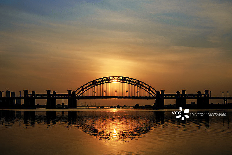 现代化高科技桥梁美景河南洛阳洛河上的李城大桥壁纸风光图片素材