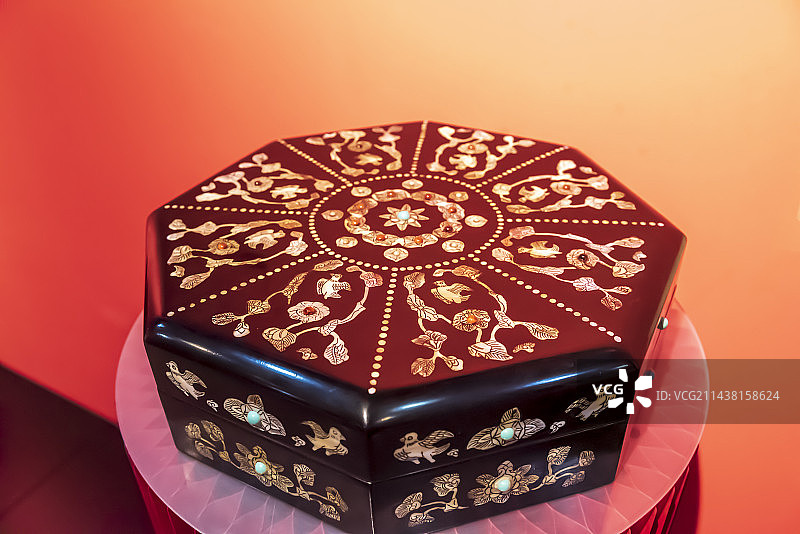 食盒 漆器容器 北京金漆镶嵌艺术博物馆图片素材
