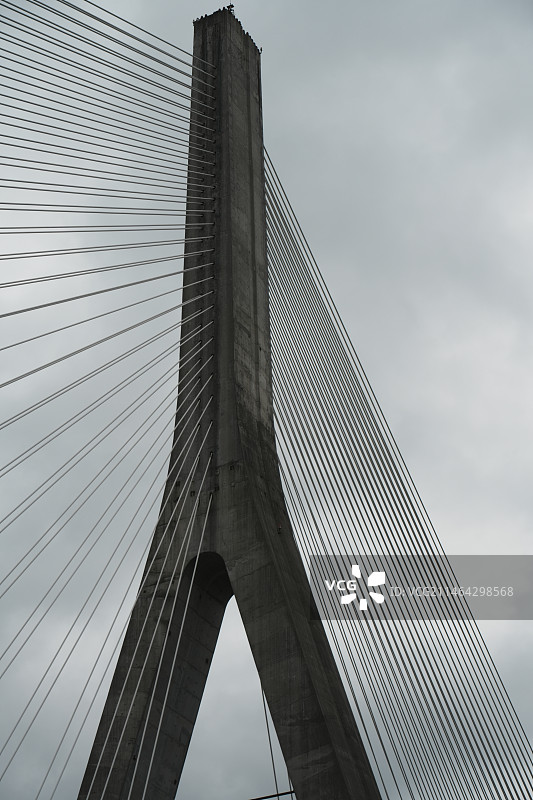 闽江游船拍摄的三县洲大桥图片素材