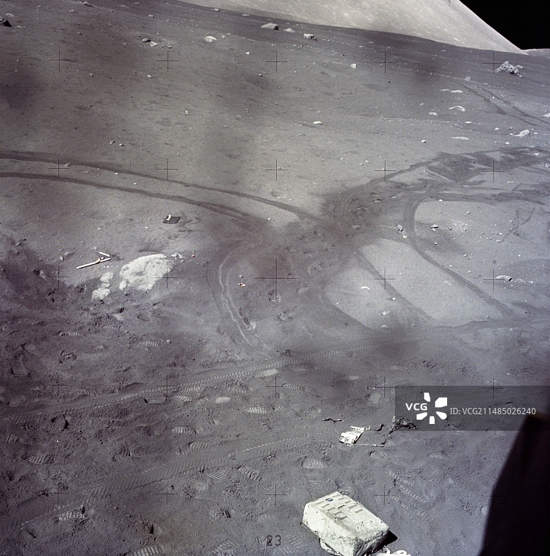 阿波罗17号在月球上的设备图片素材