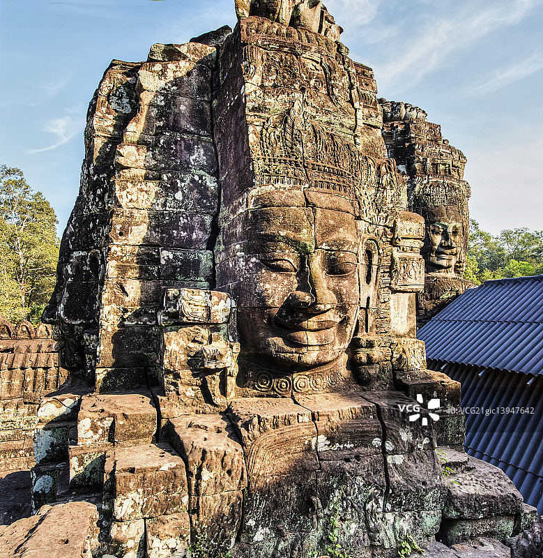 柬埔寨巴戎寺内著名雕像高棉的微笑图片素材