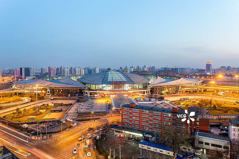 北京南站夜景图片素材