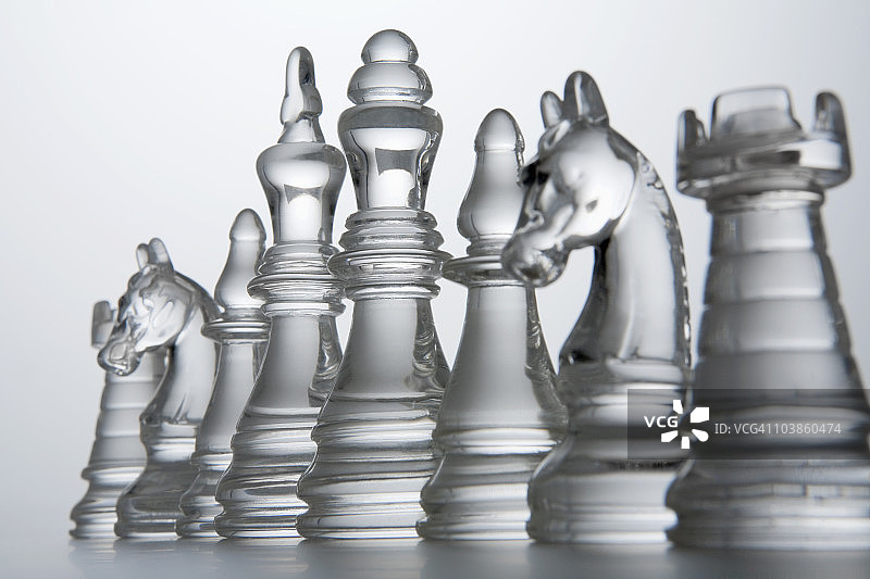 一排又一排的象棋马图片素材
