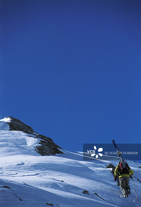 滑雪攀登山图片素材