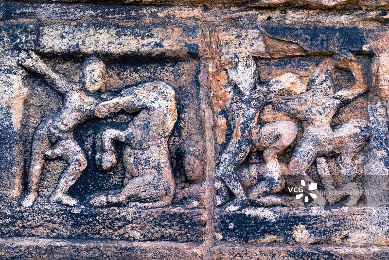 在上Shivalaya寺庙的雕塑是早期的Chalukyan寺庙在北堡，巴达米，卡纳塔克邦，印度图片素材