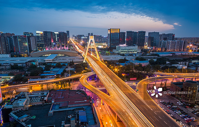中国成都天府立交桥夜景图片素材