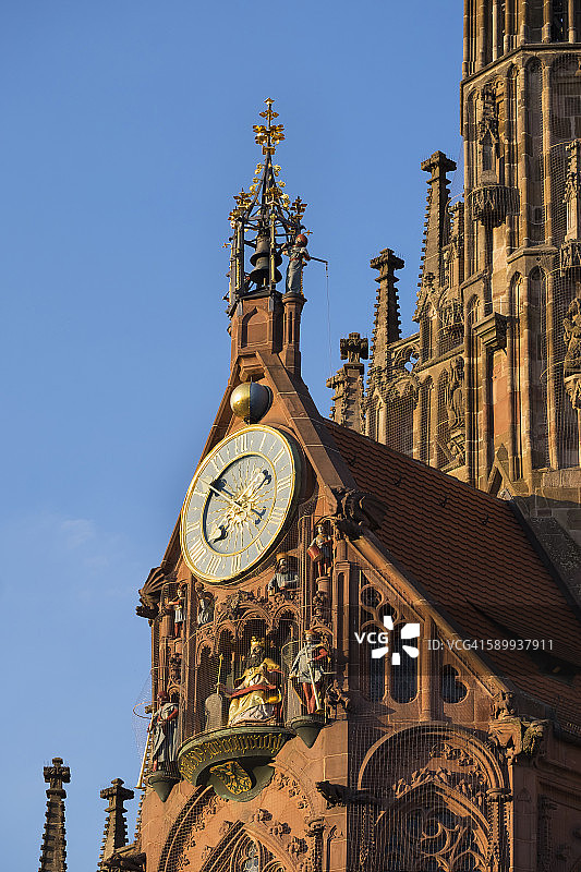 德国，纽伦堡，钟和圣母教堂的曼莱劳芬图片素材