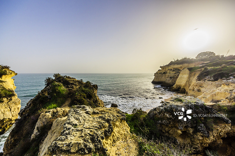 葡萄牙，阿尔加维，海岸附近的门廊日落图片素材