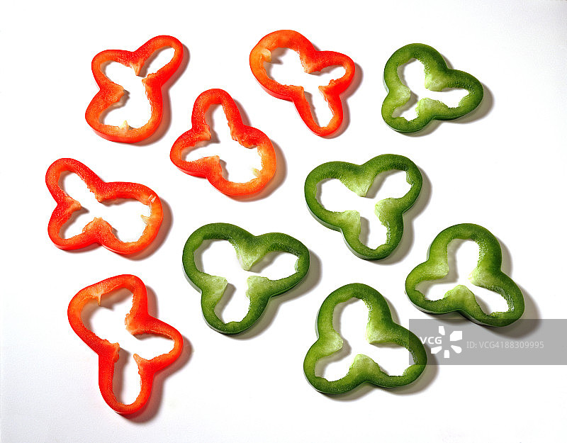 红椒和绿椒环图片素材