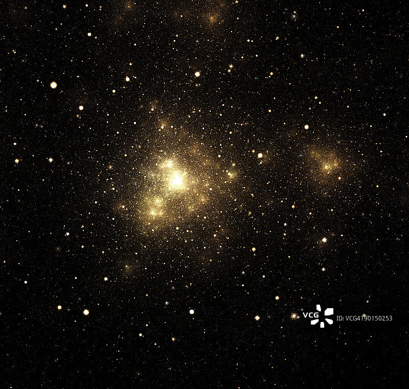 在星系中与周围恒星的闪亮星云的特写图片素材