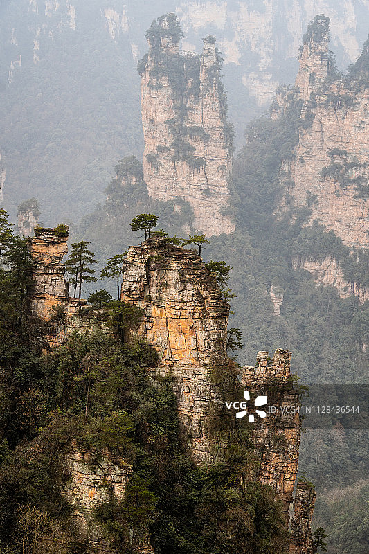 张家界是中国著名的山水图片素材
