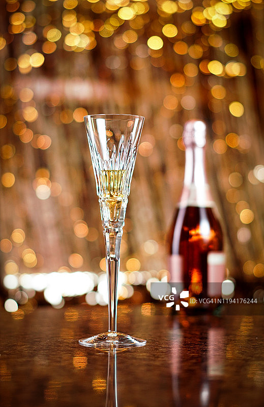 香槟，玻璃，长笛，新年和节日婚礼庆典图片素材