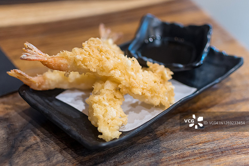 美味的天妇罗。天妇罗虾。日本料理图片素材