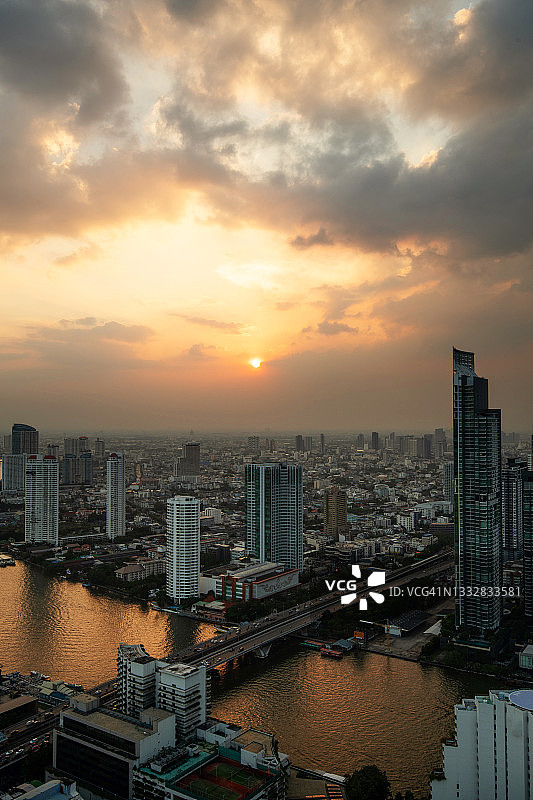 泰国曼谷，日落时分，城市被封锁图片素材