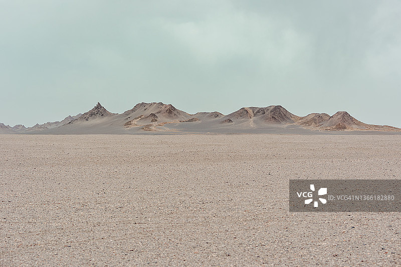 青海省干旱沙漠地质景观图片素材