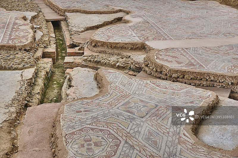 拉奥米达村的罗马马赛克瓷砖和地热。西班牙图片素材