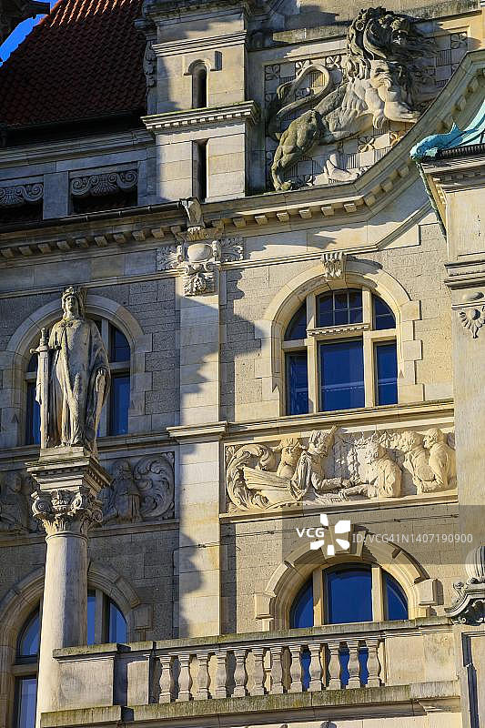 位于Trammplatz, Neues Rathaus, Wilhelminian的入口立面，折衷风格的富丽堂皇的建筑，建于1901 -1913年，德国下萨克森州首府汉诺威图片素材