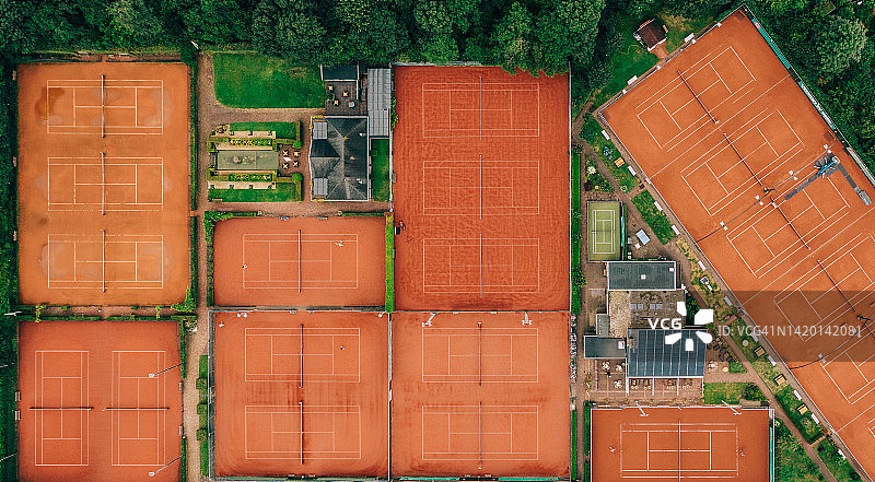 网球场的鸟瞰图图片素材