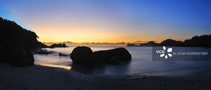 塞舌尔，马埃岛。Takamaka海滩图片素材