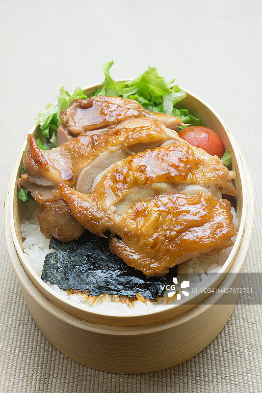日式午餐盒照烧鸡?盒饭图片素材