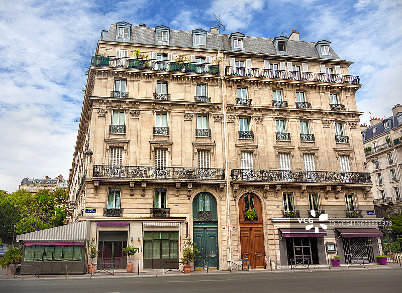 巴黎建筑的正面图片素材
