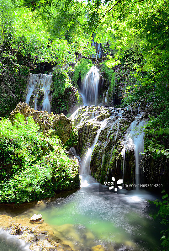 保加利亚美丽的瀑布图片素材