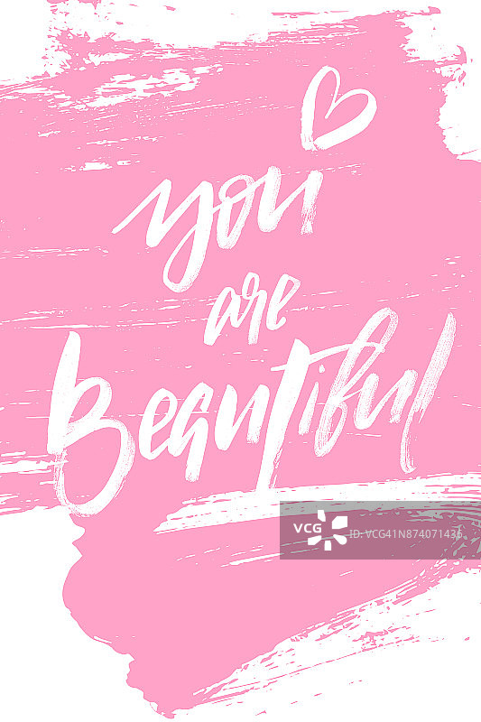 手绘你是美丽的书法文字上的粉红色垃圾刷背景图片素材