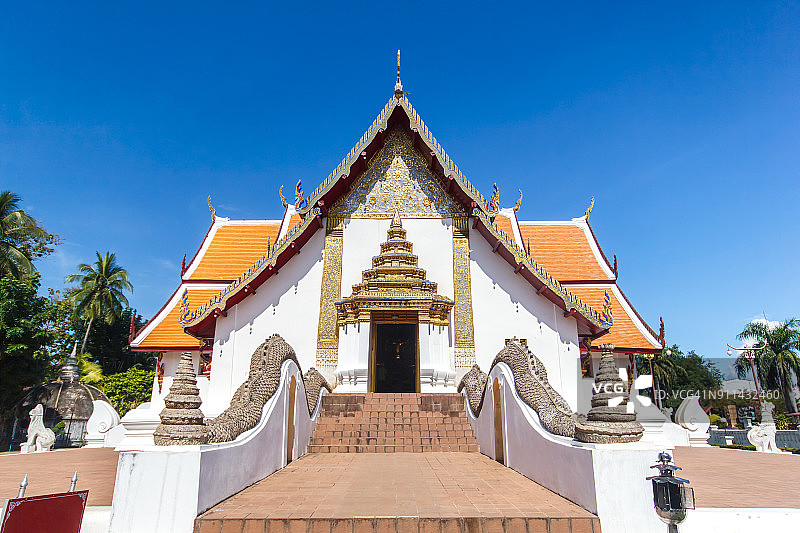 卧佛寺在泰国南省。图片素材