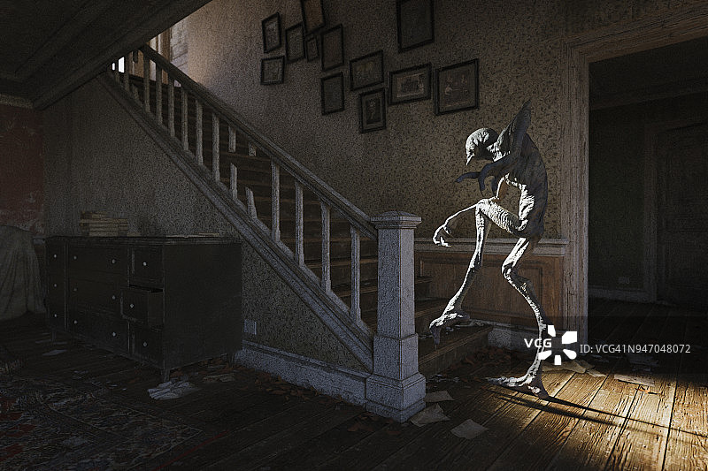 噩梦:可怕的恶魔爬上老房子的楼梯图片素材