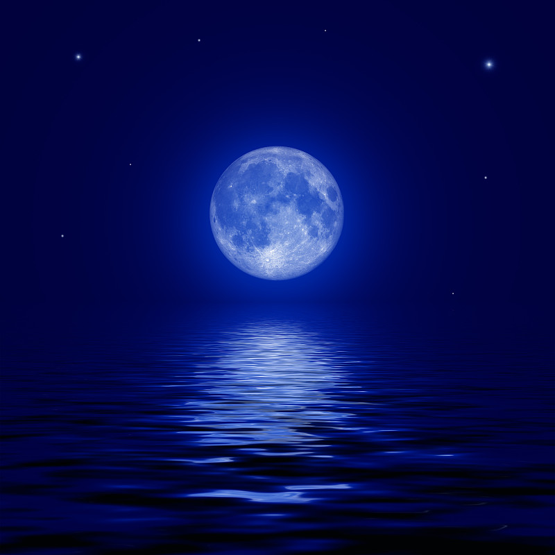 满月和星星倒映在水面上。插图图片下载