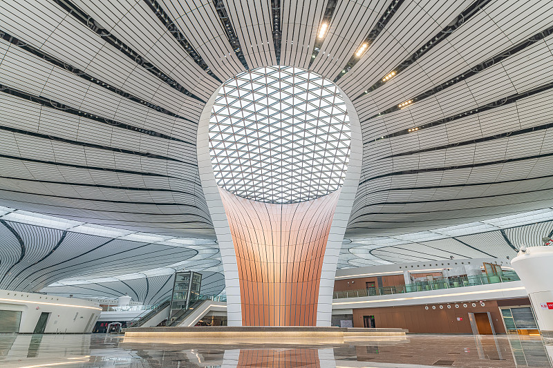 北京大兴国际机场航站楼支柱穹顶图片下载