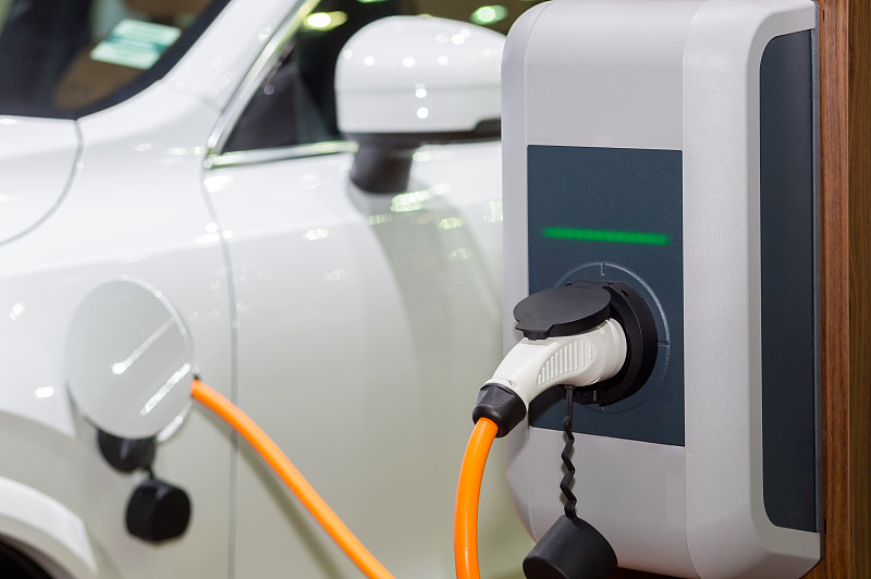 电动汽车的充电电源，未来的替代能源图片下载