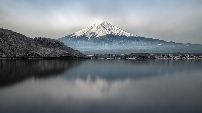 雪后富士山图片下载