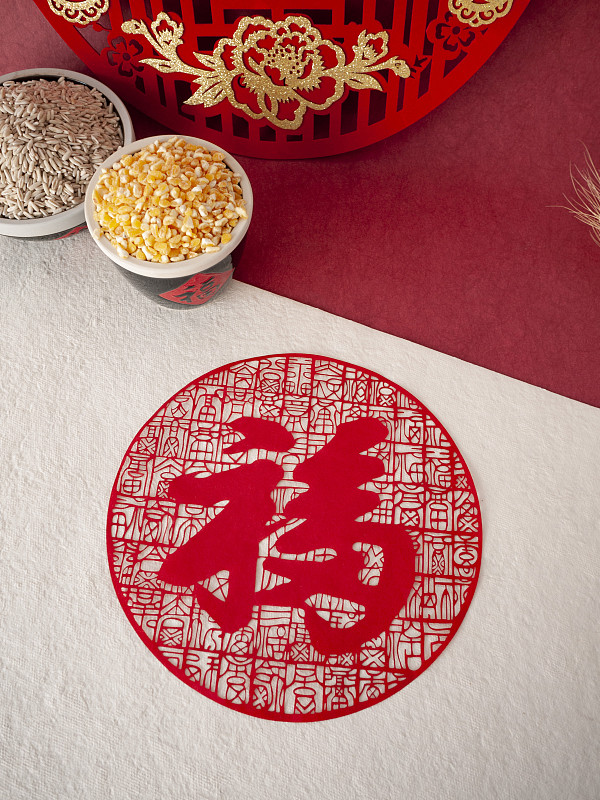 红色的传统节日新年气氛福字五谷丰登图片下载